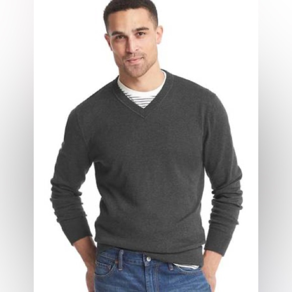Gap V-Neck Sweater, Charcoal, 100% cotton, size Large